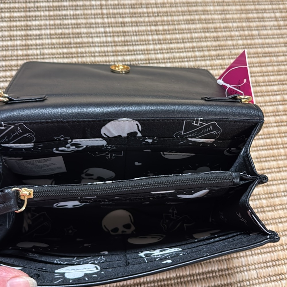 Luv Betsey Johnson Black Crossbody Purse - Picture 10 of 16